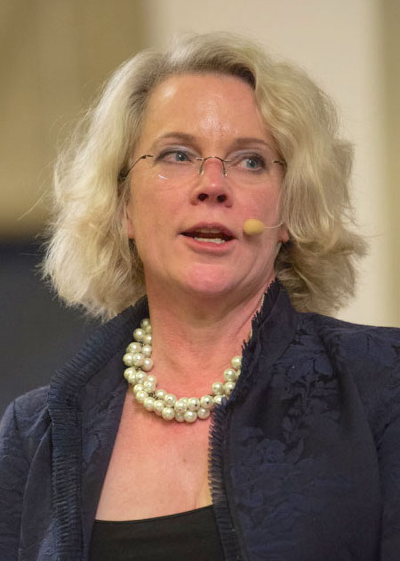 Laura Tingle profile photo