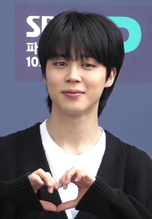 Jimin (singer, born 1995) profile